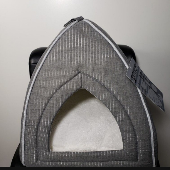 Grey & Silver Pet Bed - Picture 6 of 6